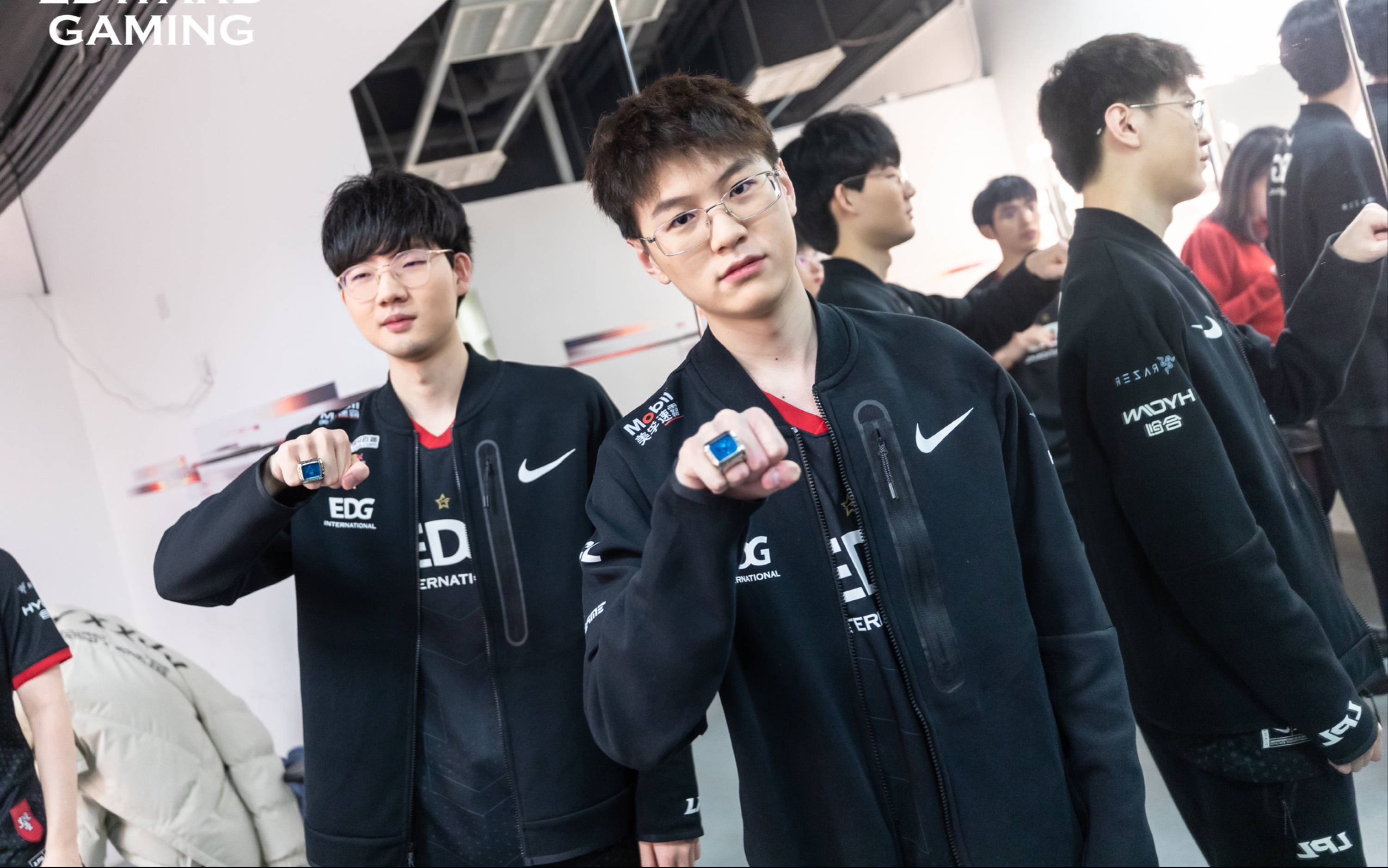 EDG翻盘G2,Viper团战一打五强强对话2025世界赛,引爆全场热议 EDG翻盘G2,Viper团战一打五强强对话2025世界赛,引爆全场热议