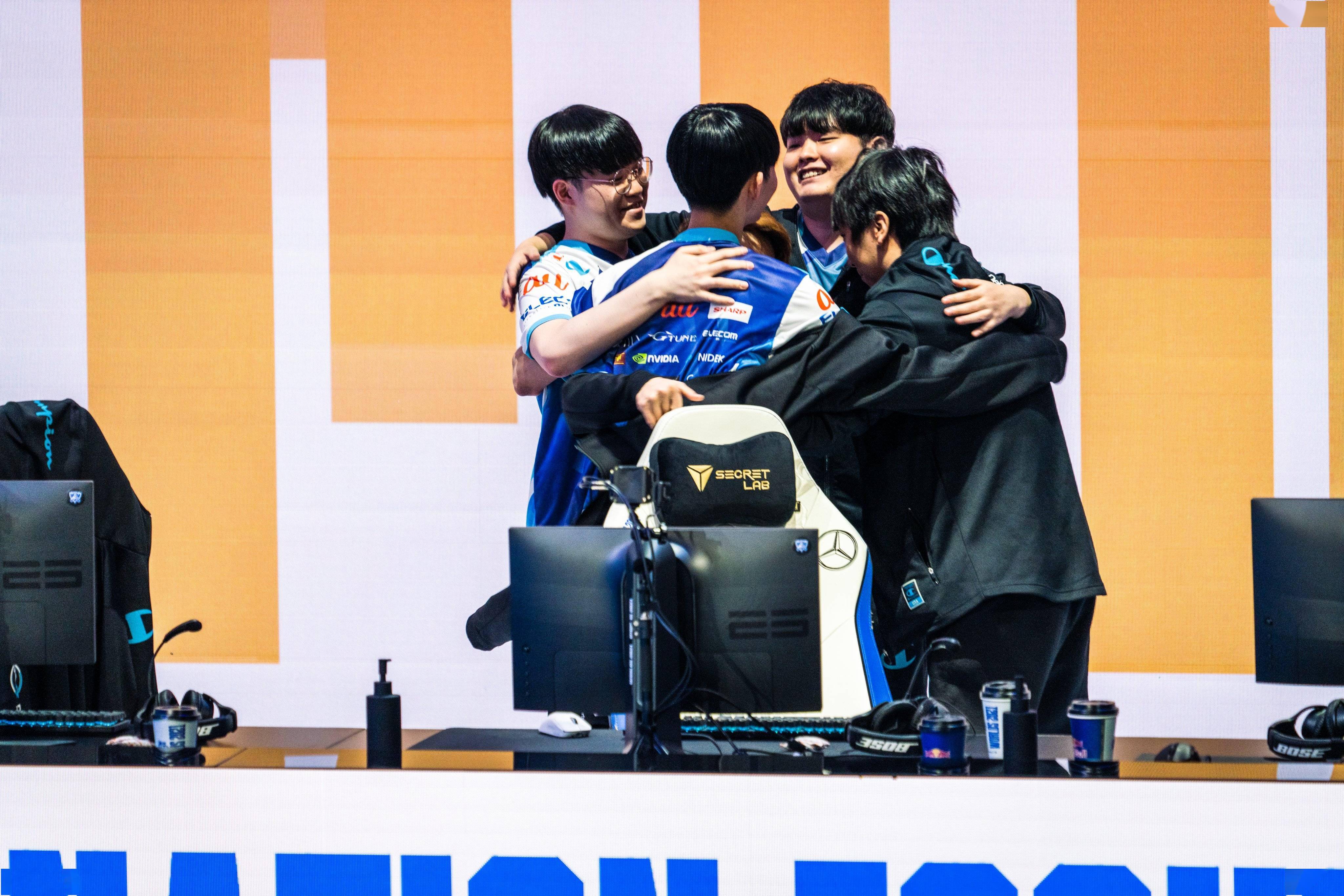 包含HLE力克DFM，Zeus开启传奇时刻宿命之战全球总决赛，成为赛场最大亮点的词条