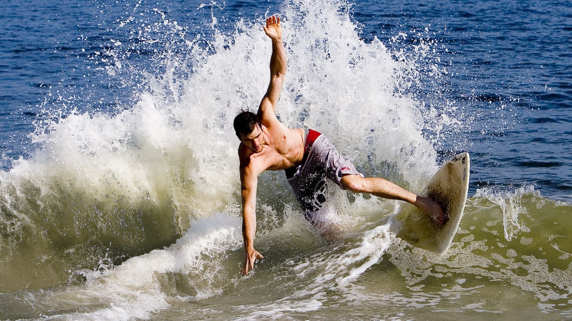 死神杜兰特终结悬念!勇士单节狂潮击溃开拓者,抢七大战独揽乾坤