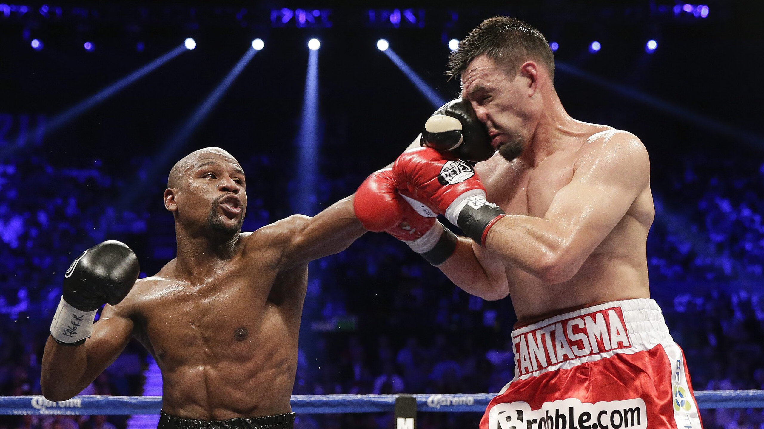 穆勒满分引争议！摩纳哥铁血逆袭，这记耳光抽醒了沉睡的尤文